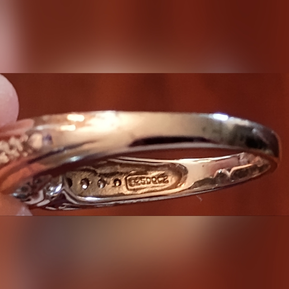 Silver Round Diamonique Solitaire Ring With Side Stones. 10 - Picture 3 of 4